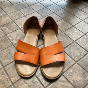 Universal Thread Brown Sandals